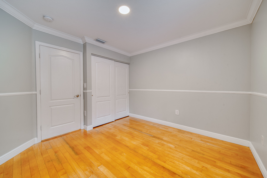 Stunning Modern Home in Hammocks