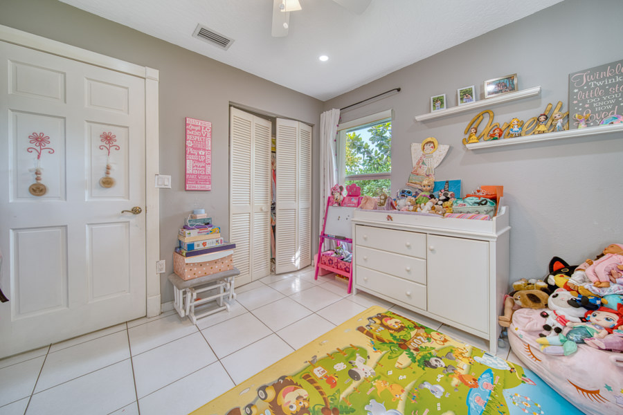 Renovated Gem in The Falls Area