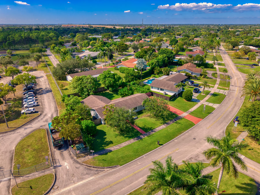 Renovated Gem in The Falls Area