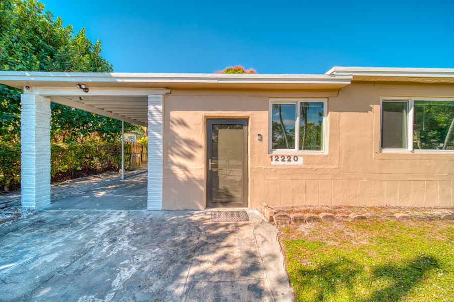 Mid-Century Modern North Miami Retreat