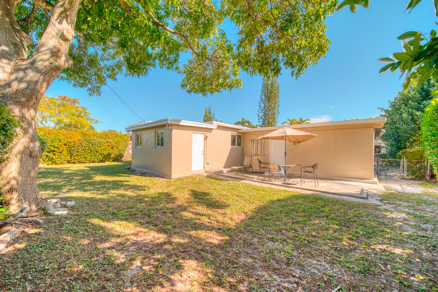 Mid-Century Modern North Miami Retreat