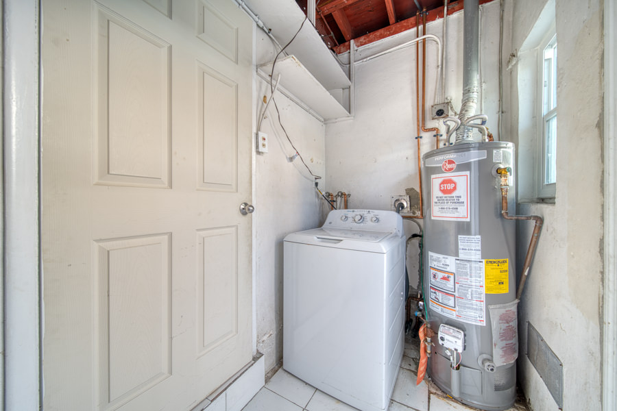 Mid-Century Modern North Miami Retreat