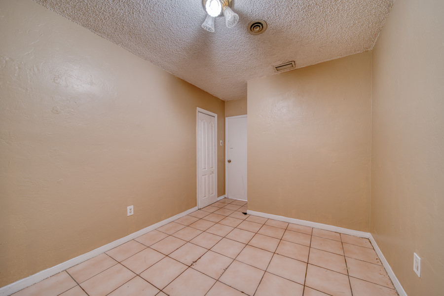 Mid-Century Modern North Miami Retreat