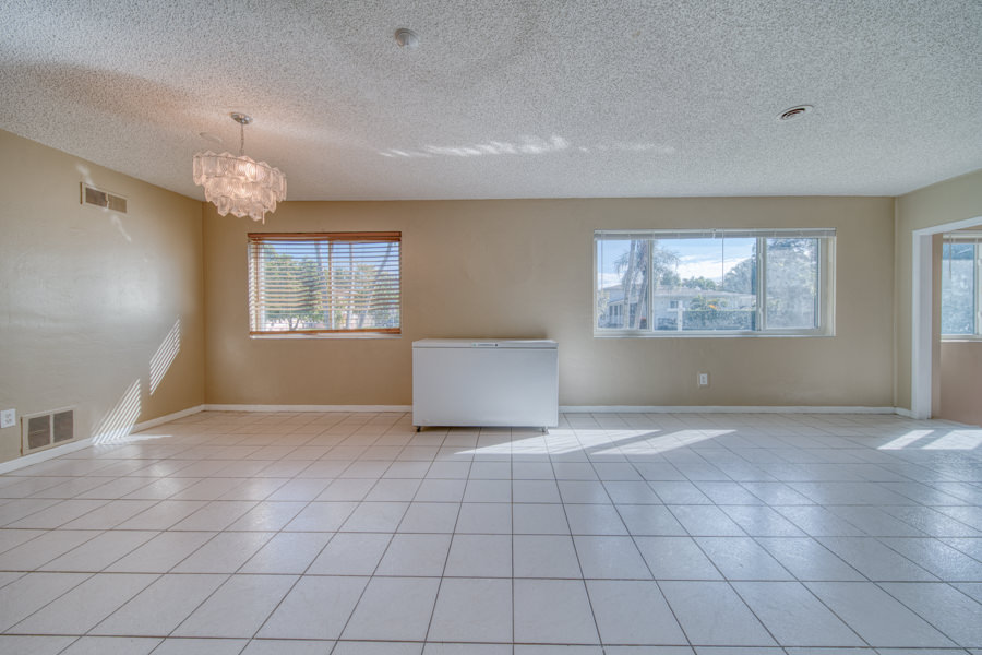 Mid-Century Modern North Miami Retreat