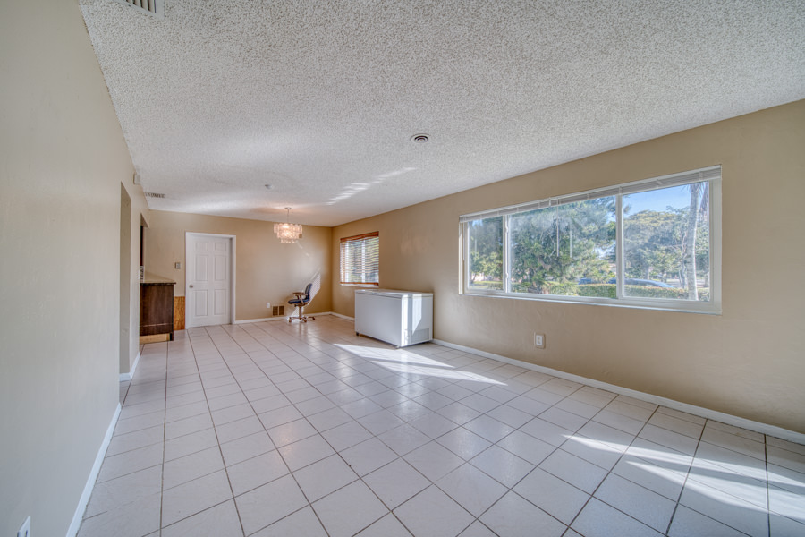 Mid-Century Modern North Miami Retreat