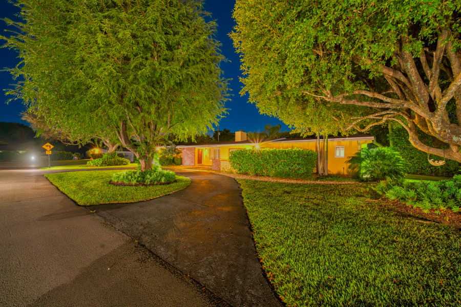 Luxurious Pinecrest Area Estate
