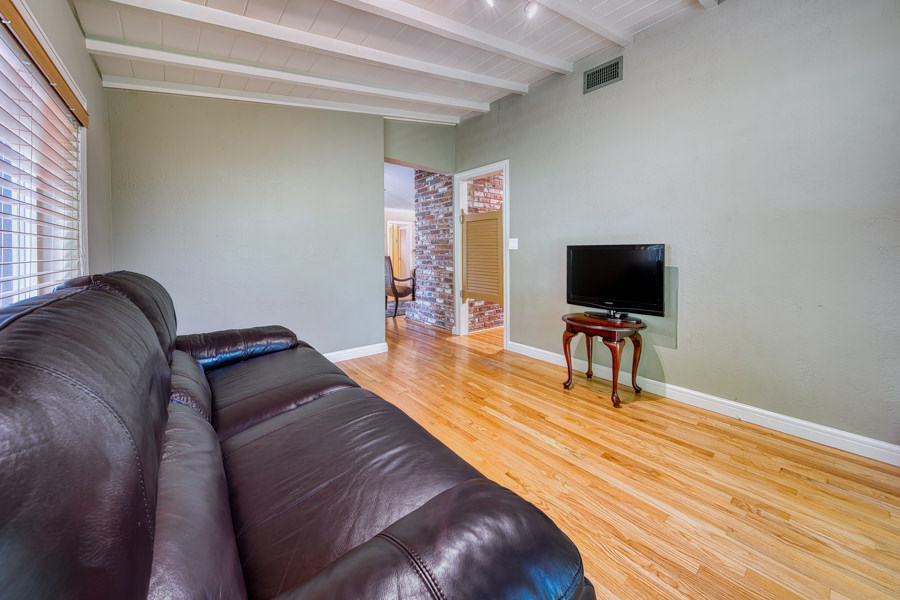 Luxurious Pinecrest Area Estate