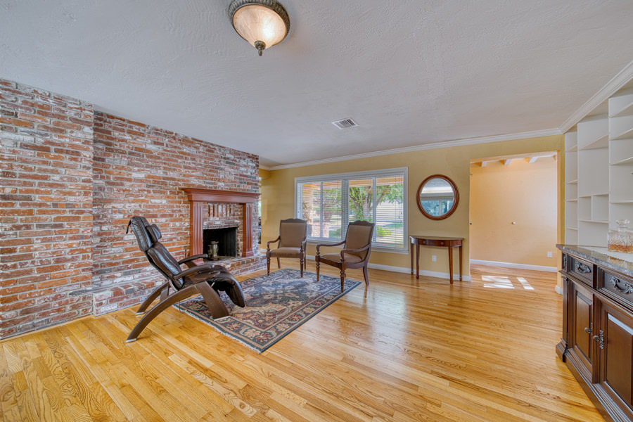 Luxurious Pinecrest Area Estate