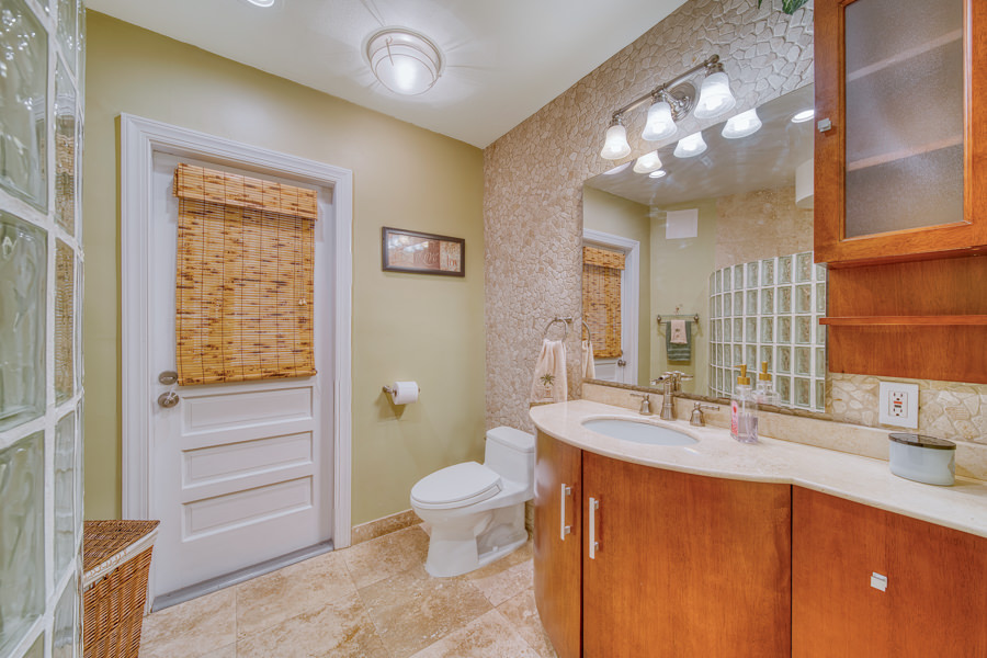 Luxurious Pinecrest Area Estate