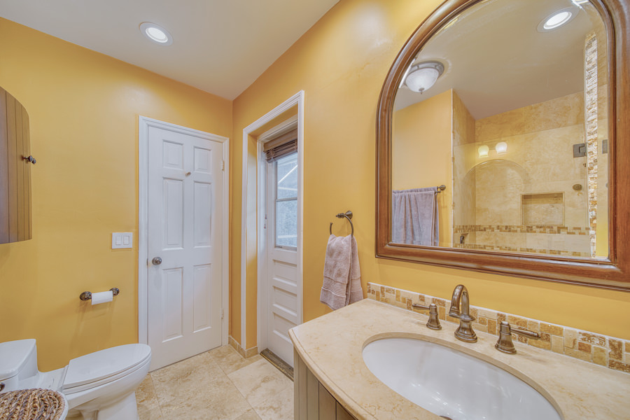 Luxurious Pinecrest Area Estate