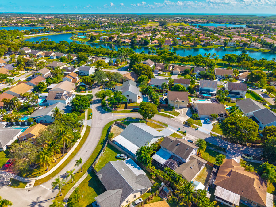 Waterfront Paradise in Cutler Bay