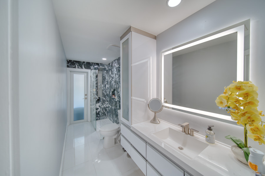 Waterfront Paradise in Cutler Bay