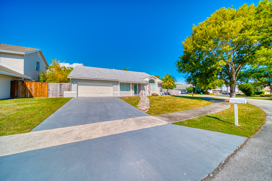 Waterfront Paradise in Cutler Bay