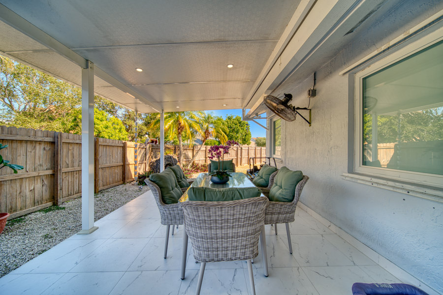 Waterfront Paradise in Cutler Bay