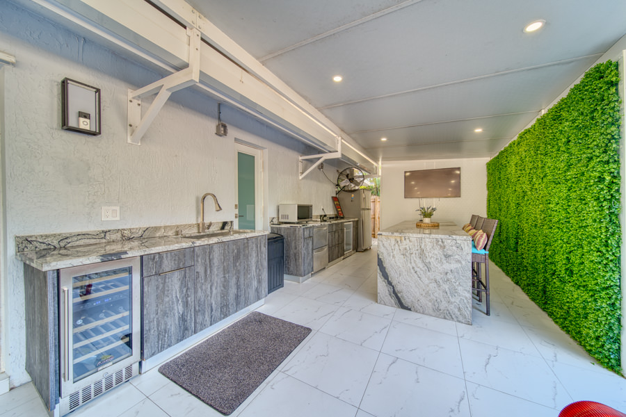 Waterfront Paradise in Cutler Bay