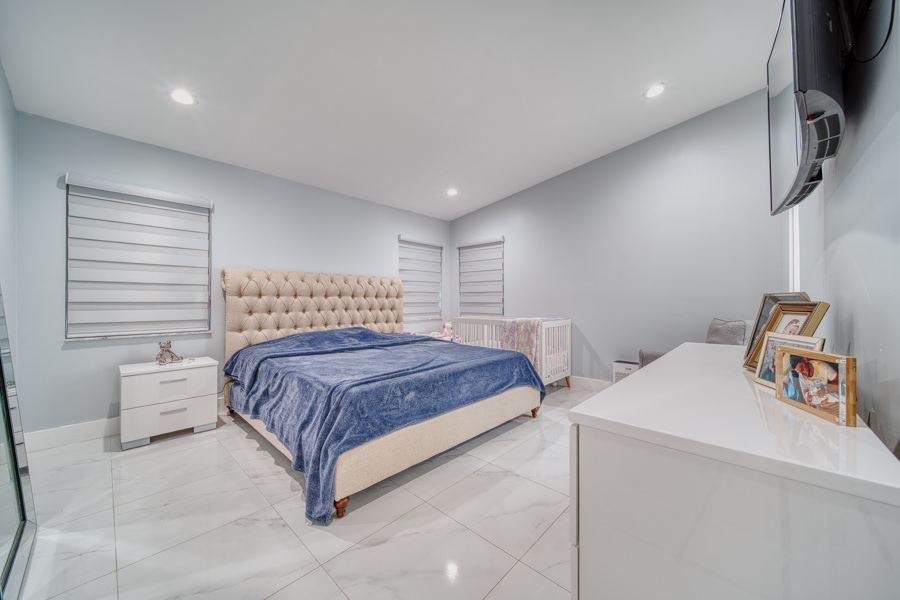 Waterfront Paradise in Cutler Bay