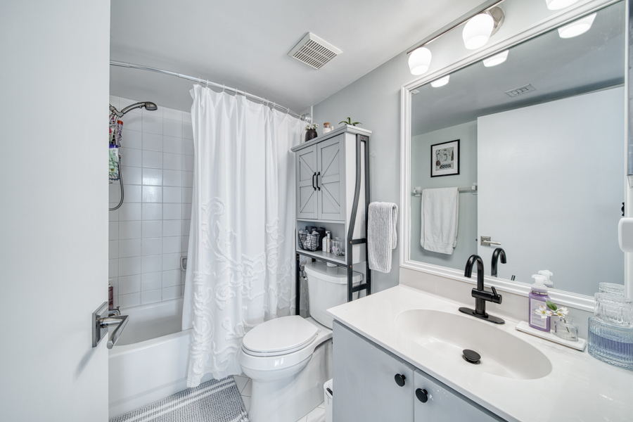 Spacious Family Home in Pembroke Pines