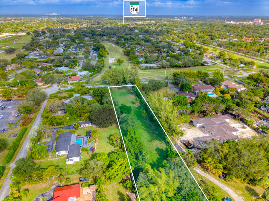 Elegant Kendall Home with Pool